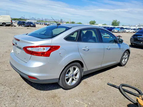 2014 Ford Focus VIN 1FADP3F24EL272487 фото 3