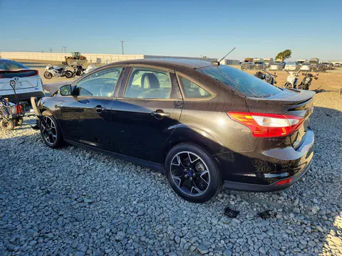 2014 Ford Focus VIN 1FADP3F24EL211110 фото 2