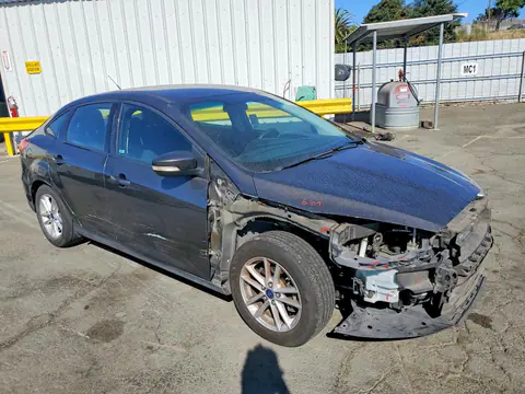 2015 Ford Focus VIN 1FADP3F27FL276602 фото 4