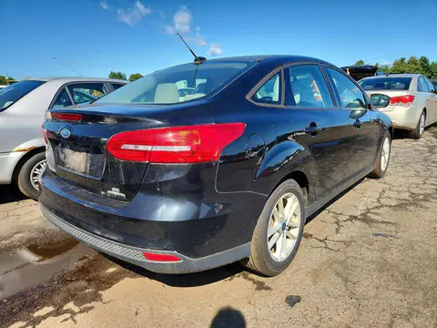 2015 FORD FOCUS VIN 1FADP3F23FL238364 фото 3