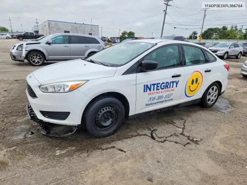 2015 Ford Focus S VIN 1FADP3E2XFL366764 фото 1