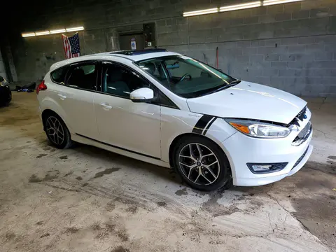 2015 Ford Focus Se VIN 1FADP3K28FL367223 фото 4