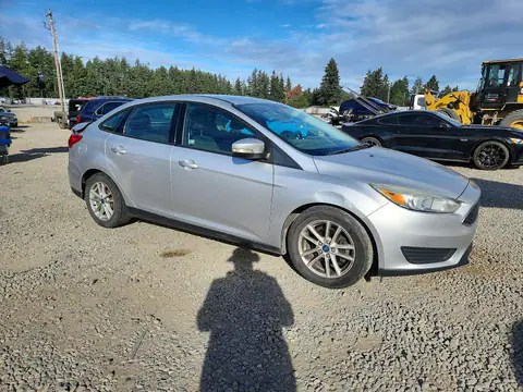 1FADP3F20FL241786 — 2015 Ford Focus, photo 4 from Copart 16.10.2026, Rear end