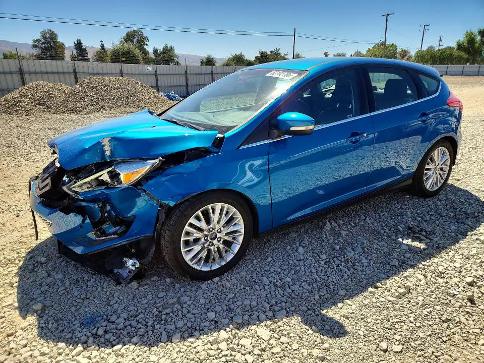 1FADP3N26GL387824 Ford Focus 2016 — повреждение Передняя часть, фото до ремонта