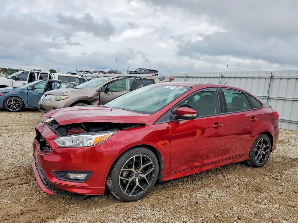 2016 Ford Focus VIN 1FADP3F26GL238134 фото 1