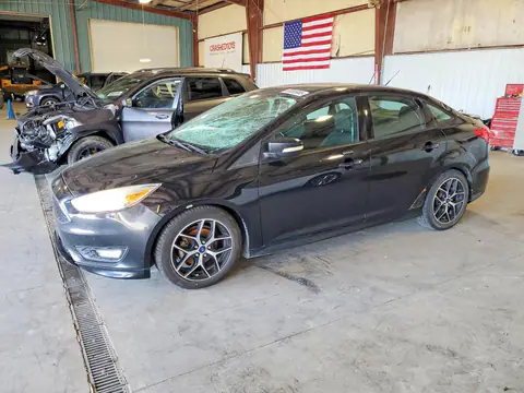 1FADP3F24GL230033 — 2016 Ford Focus, Front end (Front End), before-repair photos