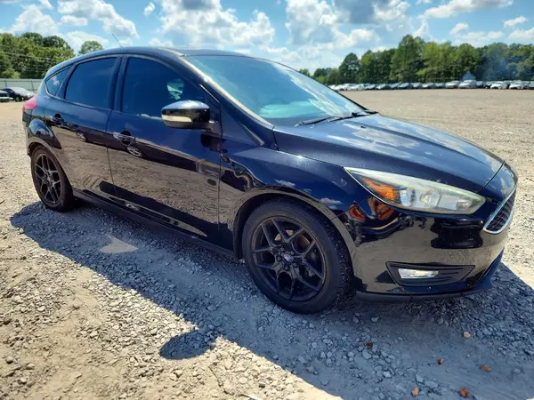1FADP3K27GL330133 — 2016 Ford Focus, zdjęcie 4 z Copart, Bok