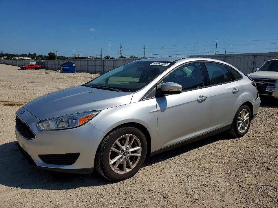 1FADP3F26GL292937 Ford Focus 2016 — повреждение Задняя часть, фото до ремонта