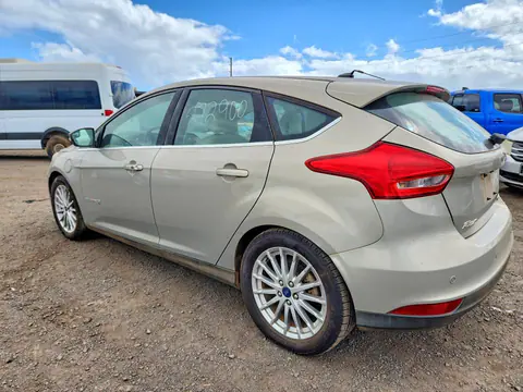2016 Ford Focus VIN 1FADP3R44GL372900 фото 2