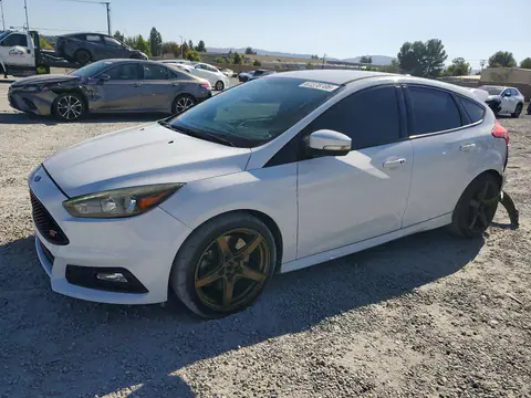 1FADP3L96GL405688 — 2016 Ford Focus, ЗАДНЯЯ ЧАСТЬ (Rear End), фото до ремонта