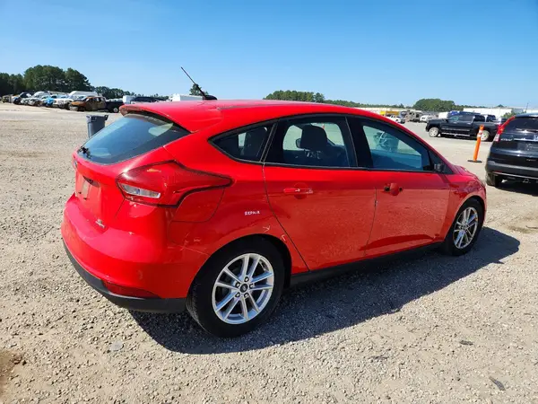 1FADP3K25GL222402 — 2016 Ford Focus, zdjęcie 3 z Copart 19.10.2026, Bok