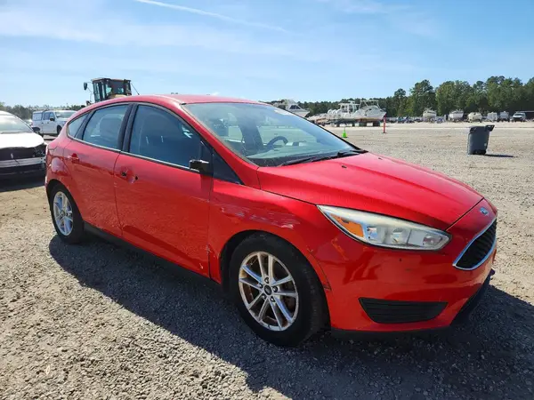 1FADP3K25GL222402 — 2016 Ford Focus, zdjęcie 4 z Copart 19.10.2026, Bok