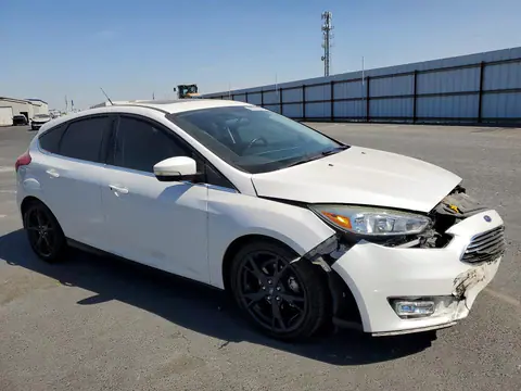 2016 Ford Focus VIN 1FADP3N27GL362978 фото 4