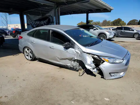 2016 Ford Focus VIN 1FADP3J22GL203520 фото 4