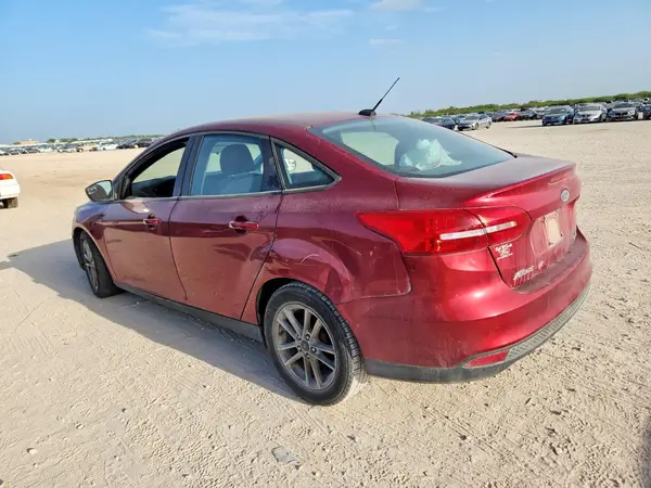 1FADP3F22GL350963 — 2016 Ford Focus, photo 2 from Copart, Front end