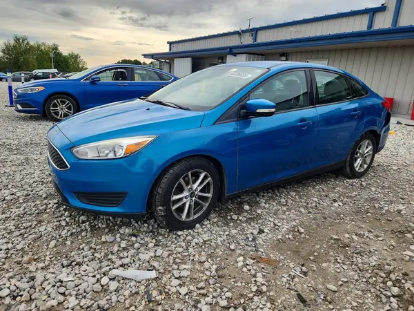 1FADP3F28GL212134 Ford Focus 2016 — uszkodzenie Tył, zdjęcie przed naprawą