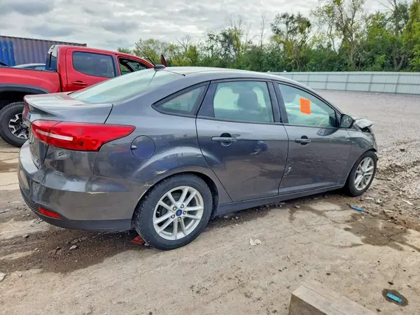 1FADP3F24GL397668 — 2016 Ford Focus, фото 3 с аукциона Copart, Передняя часть