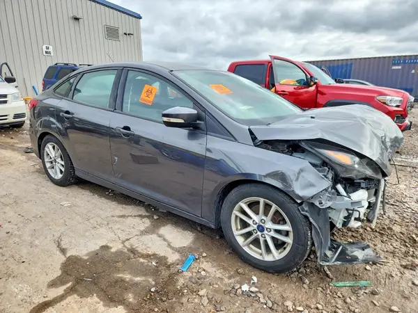 1FADP3F24GL397668 — 2016 Ford Focus, фото 4 с аукциона Copart, Передняя часть
