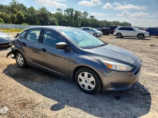 1FADP3E26GL356959 — 2016 Ford Focus, photo 4 from Copart, Rear end