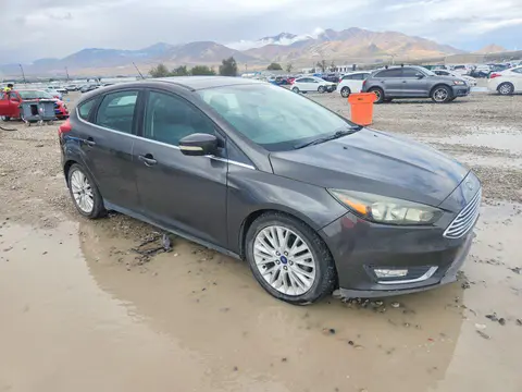 2016 Ford Focus VIN 1FADP3N21GL221520 фото 4