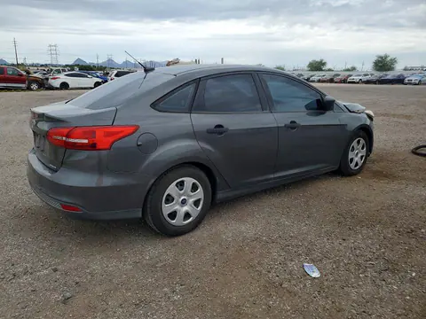 2016 Ford Focus VIN 1FADP3E25GL369136 фото 3