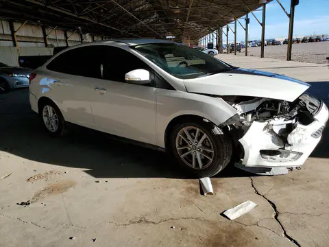 2016 Ford Focus VIN 1FADP3F24GL297960 фото 4
