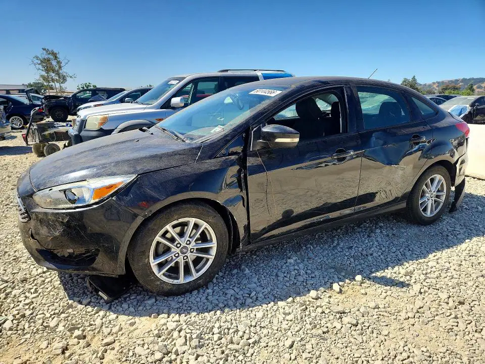 1FADP3FE4HL282810 Ford Focus 2017 — повреждение Задняя часть, фото до ремонта