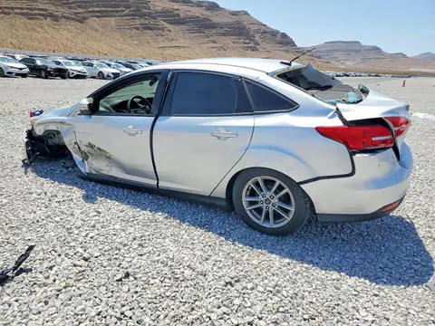 1FADP3F20HL300340 — 2017 Ford Focus, ფოტო 2, Copart 26.10.2026, უკანა ნაწილი