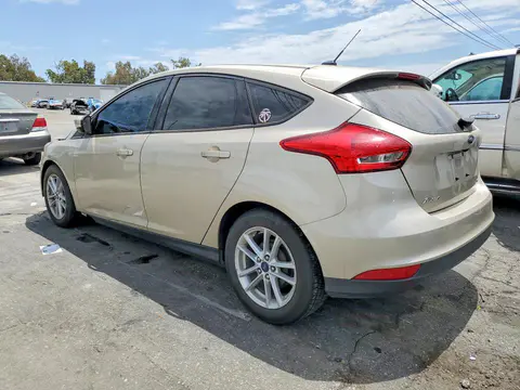 2017 Ford Focus VIN 1FADP3K24HL285329 фото 2