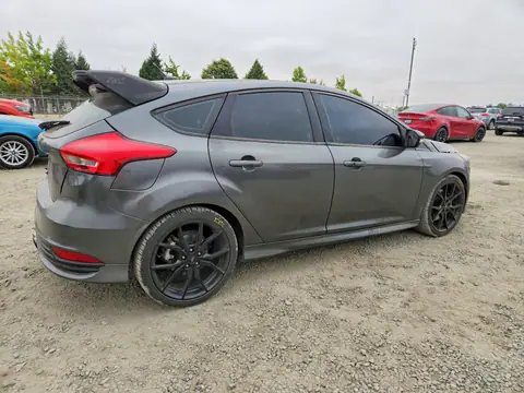 1FADP3L9XHL292832 — 2017 Ford Focus, zdjęcie 3 z Copart 27.10.2026, Przód