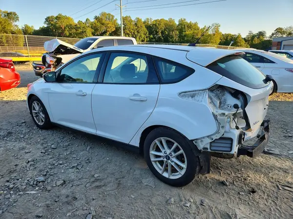1FADP3K20HL323106 — 2017 Ford Focus, foto 2 de Copart 06.10.2026, Parte trasera