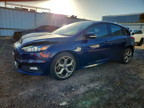 2017 Ford Focus VIN 1FADP3L90HL319665 фото 1
