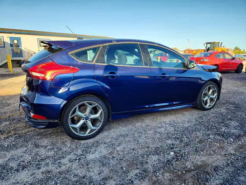 2017 Ford Focus VIN 1FADP3L90HL319665 фото 3