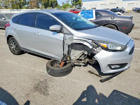 2017 Ford Focus VIN 1FADP3M21HL290419 фото 4