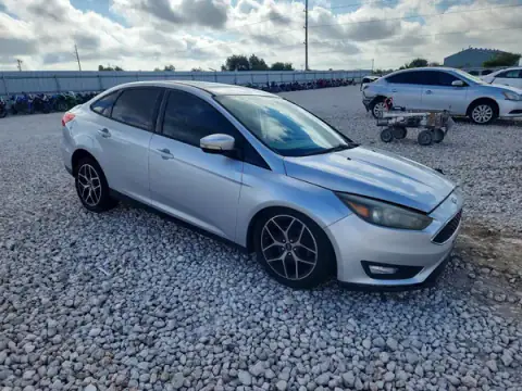 1FADP3H21HL237245 — 2017 Ford Focus, photo 4 from Copart, Front end
