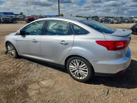 1FADP3J24HL291665 — 2017 Ford Focus, photo 2 from Copart 20.10.2026, Front end