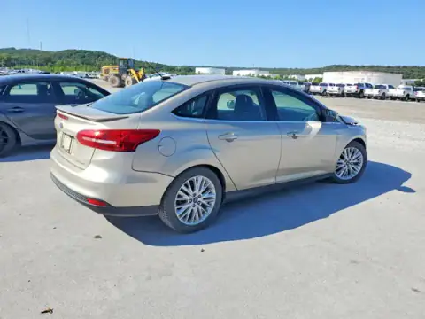 1FADP3J27HL238345 — 2017 Ford Focus, фото 3 з Copart 21.10.2026, Передня частина