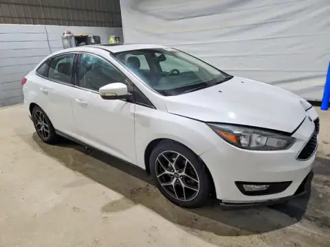 1FADP3H23HL213917 — 2017 Ford Focus, ფოტო 4, Copart, წინა ნაწილი