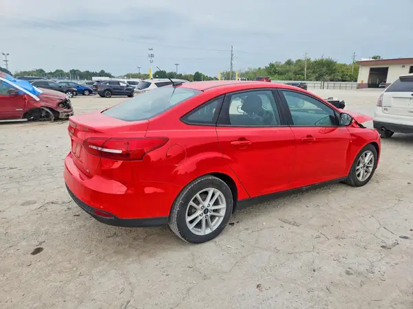 1FADP3F29HL222379 — 2017 Ford Focus, фото 3 с аукциона Copart, Передняя часть