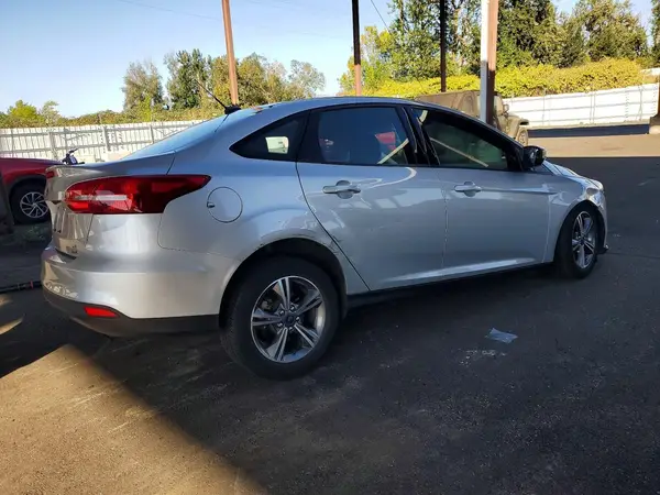 1FADP3FE3HL292924 — 2017 Ford Focus, photo 3 from Copart, Front end