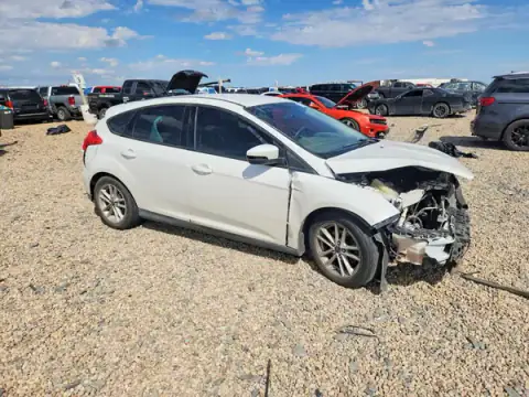 1FADP3K24HL223686 — 2017 Ford Focus, photo 4 from Copart, Front end