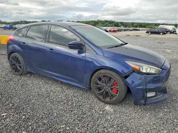 1FADP3L94HL337991 — 2017 Ford Focus, photo 4 from Copart, Rear end
