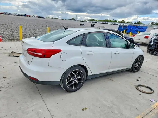 1FADP3FE8HL273057 — 2017 Ford Focus, photo 3 from Copart 08.10.2026, Undercarriage damage