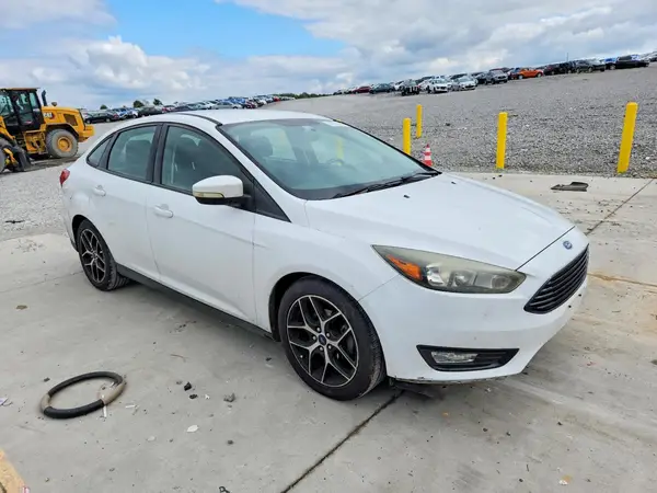 1FADP3FE8HL273057 — 2017 Ford Focus, photo 4 from Copart 08.10.2026, Undercarriage damage