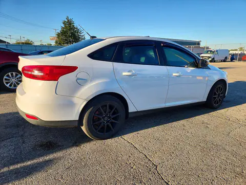 2017 FORD FOCUS VIN 1FADP3FE9HL315297 фото 3