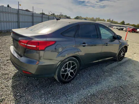 1FADP3H25HL223106 — 2017 Ford Focus, photo 3 from Copart 29.10.2026, Front end
