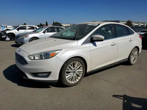 1FADP3J22HL260740 — 2017 Ford Focus, Мелкие вмятины i царапины (Minor Dent/Scratches), zdjęć przed naprawą