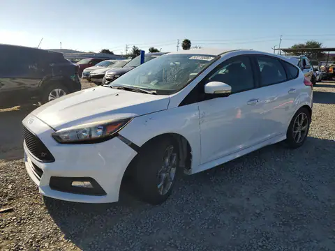 1FADP3L98JL277915 — 2018 Ford Focus, Bok (Side), zdjęć przed naprawą
