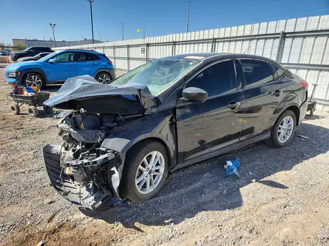 1FADP3F20JL257804 — 2018 Ford Focus, Przód (Front End), zdjęć przed naprawą