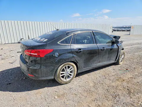 2018 Ford Focus VIN 1FADP3F20JL257804 фото 3